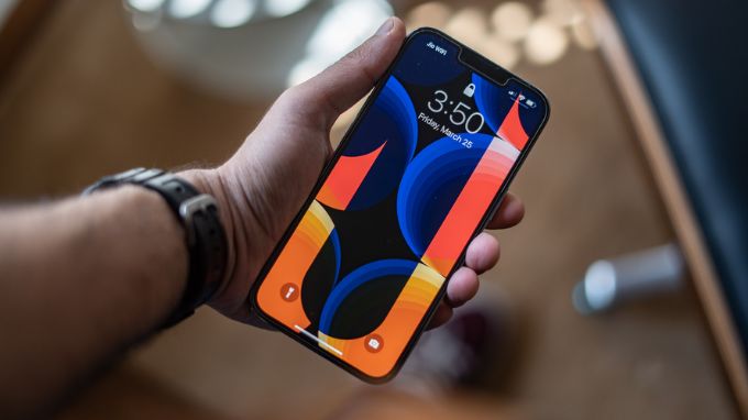 Màn hình sắc nét của iPhone 13 Pro 512GB cũ 97%