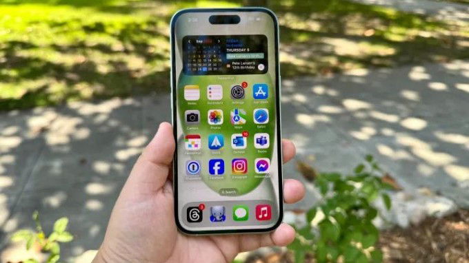 Màn hình của iPhone 15