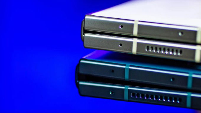 Bản lề của Galaxy Z Fold 6 linh hoạt và bền hơn