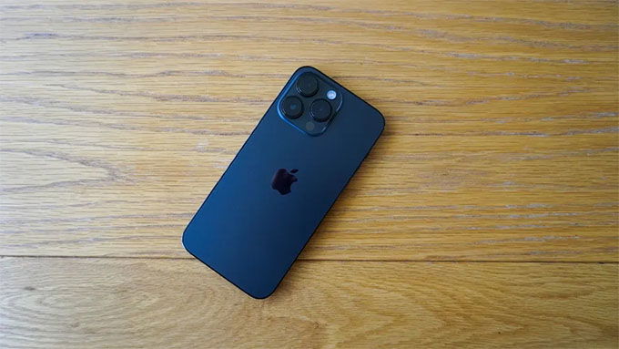 iPhone 14 Pro Max 1TB VN/A sở hữu thiết kế nổi bật và bền bỉ