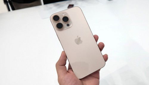 Đánh giá iPhone 16 Pro Max: Lý do flagship này vẫn là lựa chọn hàng đầu trong năm 2025