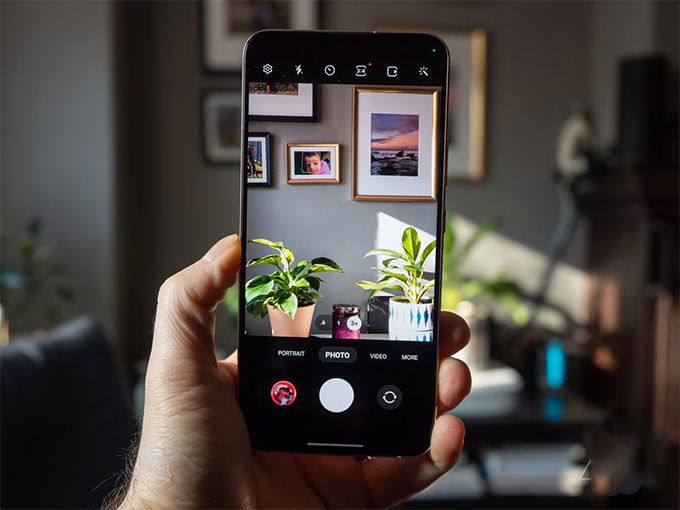 Khả năng chụp đêm trên camera Galaxy S22 Plus 5G 256GB cũ bản Mỹ cũng được đánh giá cao