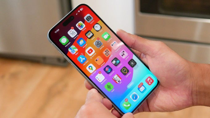 Dung lượng pin iPhone 16 Pro Max dùng được bao lâu