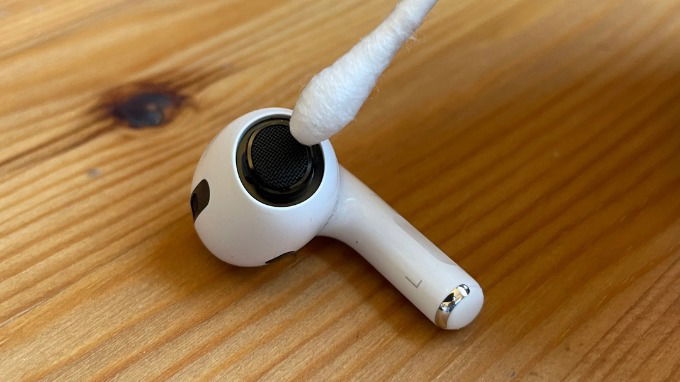 Vệ sinh AirPods của bạn