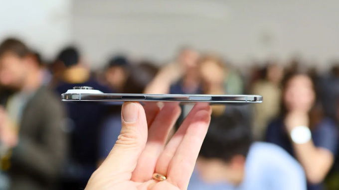 Ai nên mua iPhone Air?