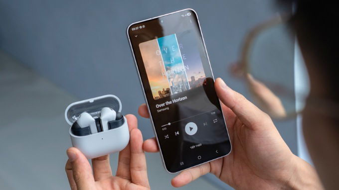 Công nghệ chống ồn chủ động ANC là điểm nhấn lớn trong trên tay Galaxy Buds 3 FE