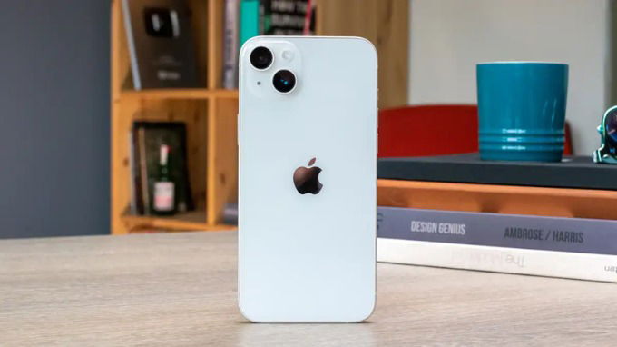iPhone 14 Plus