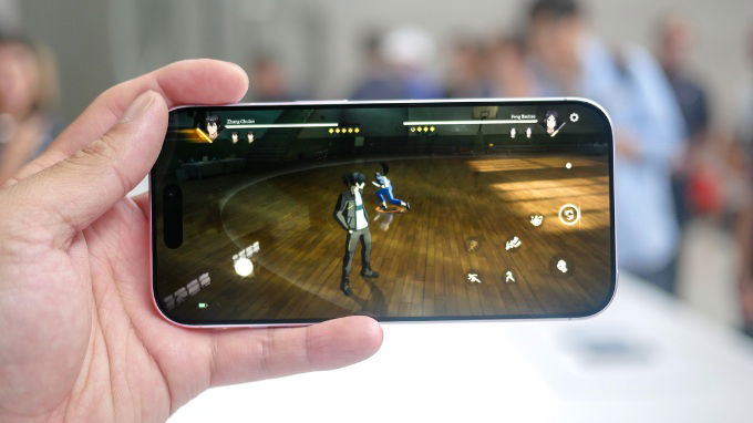 Hiệu năng mạnh mẽ với chip A19 Pro