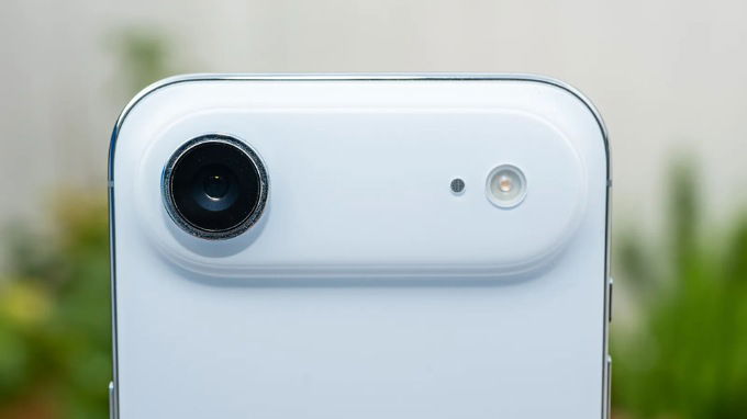 iPhone Air có 1 camera sau