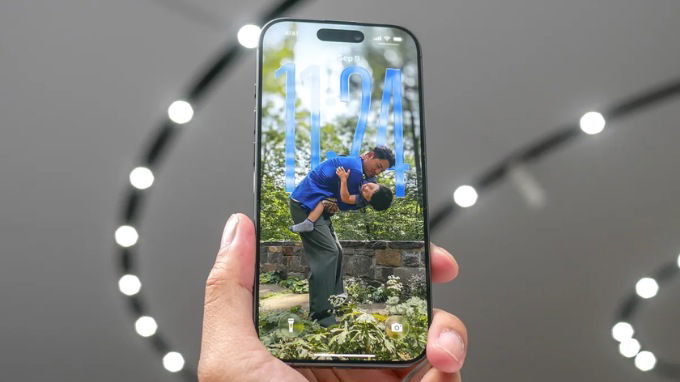 Màn hình iPhone 17