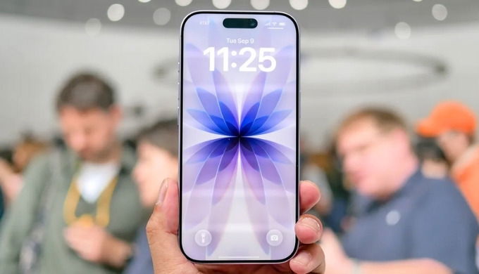 Mua iPhone 17 màu Tím Oải Hương ở đâu giá tốt?