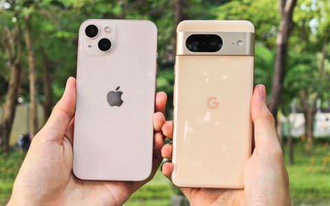 Nên mua Pixel 8 hay iPhone 13: Đâu mới là lựa chọn hợp lý hơn?