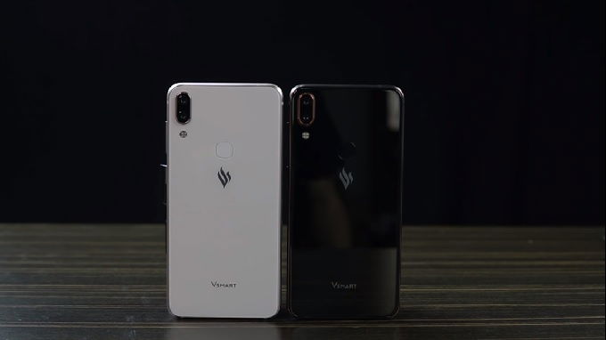 Mặt lưng Vsmart Active 1 Plus lịch lãm