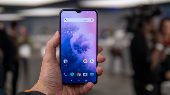  Màn hình giọt nước OnePlus 7 giống hệt OnePlus 6T