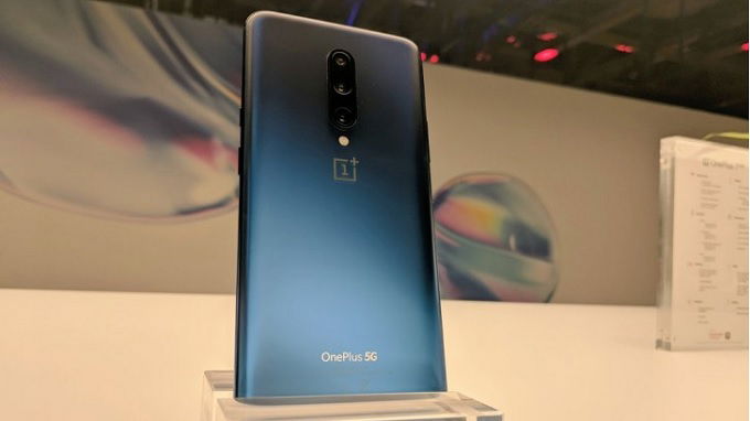 OnePlus 7 Pro 5G có thêm logo 5G