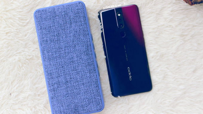 điện thoại Oppo F11 Pro còn được tích hợp viên pin khá lớn 4000 mAh, hỗ trợ sạc nhanh VOOC thế hệ thứ 3