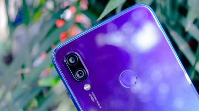 Redmi Note 7 xách tay với cụm camera kép khá chất