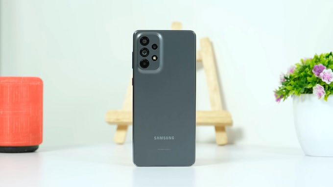 Galaxy A73 5G sở hữu viên pin 5.000mAh