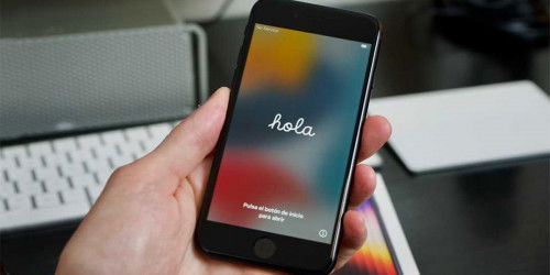 iPhone SE 2020 vs iPhone SE 2022: Phiên bản nào đáng mua hơn?