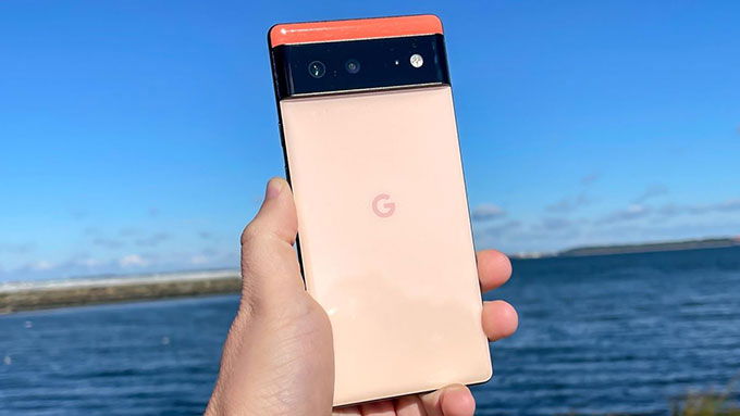 So sánh chi tiết Google Pixel 6 và iPhone 11 Pro Max thiết kế 