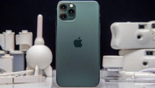 Tầm giá 10 triệu có nên mua iPhone 11 Pro Max cũ trong năm 2023?
