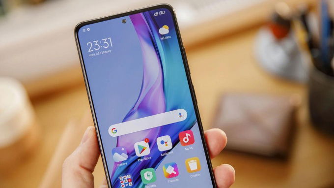 Màn hình AMOLED hiện đại 
