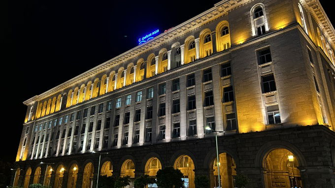 Ảnh chụp thiếu sáng bằng camera chính trên iPhone 14 (Night-mode)
