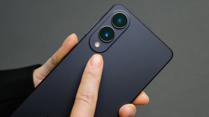 007Win nhà cái Galaxy S25 Edge camera kép