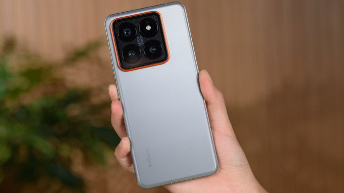 Xiaomi 14 Pro được đánh giá là đáng tiền hơn iPhone 15