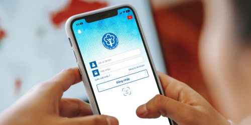 Hướng dẫn làm lại thẻ BHYT online, nhận thẻ tại nhà