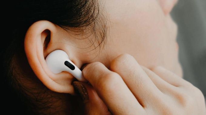 Những dấu hiệu nhận biết tai nghe Airpods Pro bị rè