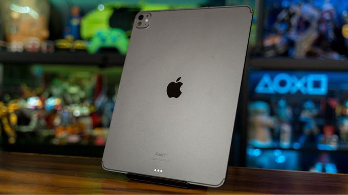 Camera sau của iPad Pro M4