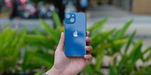 Phân khúc 8 triệu, có nên mua iPhone 13 Mini trong năm 2025?