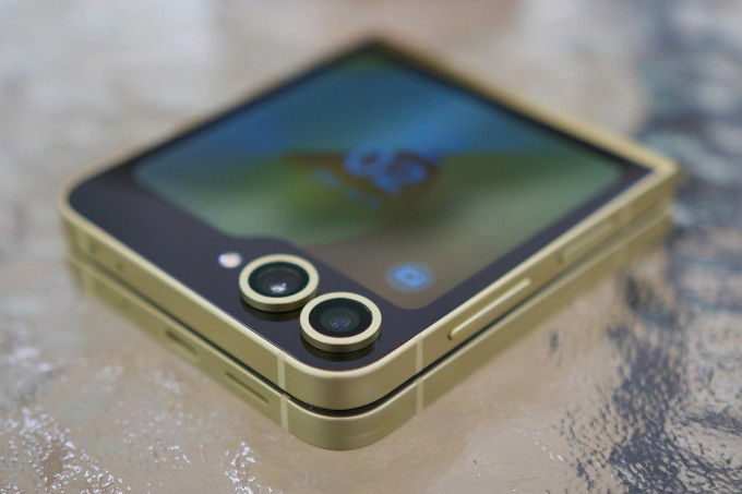 Đánh giá 007Win nhà cái Z Flip 6 về camera