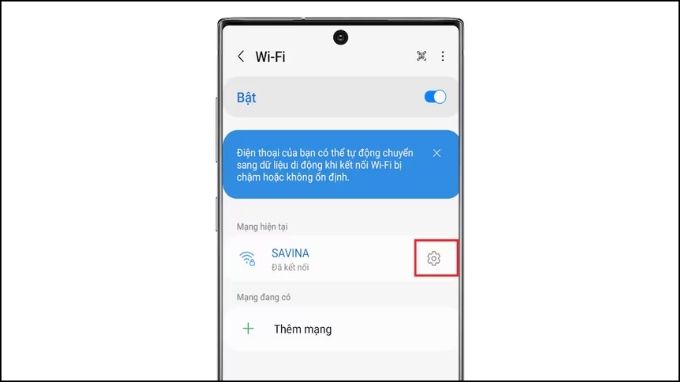 Chọn kết nối vào Wifi cần chia sẽ và nhấn vào biểu tượng răng cưa