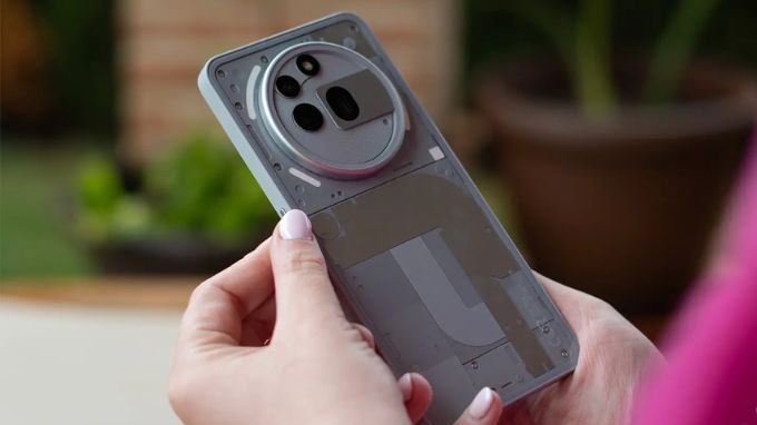 Có nên mua Nothing Phone (3a) Pro
