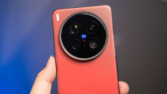 Cụm camera Vivo X200 Ultra