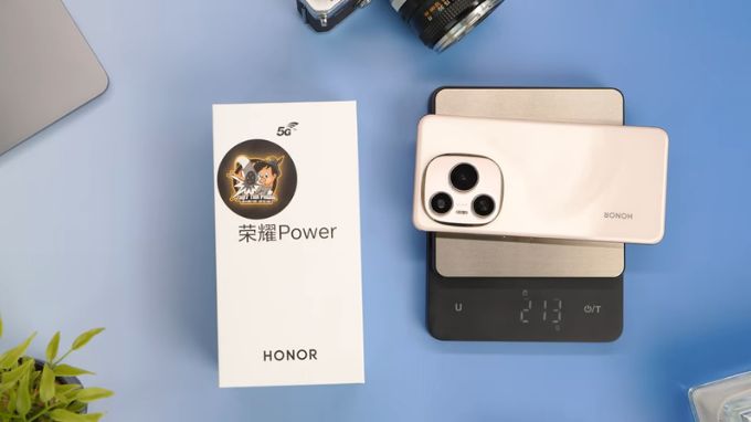 Đánh giá pin Honor Power