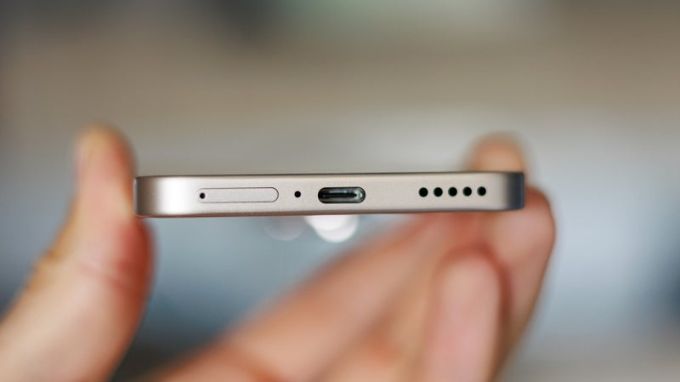 Dung lượng pin Honor 400 đủ dùng