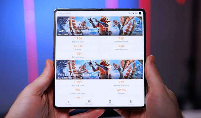 Màn hình của Huawei Mate X6