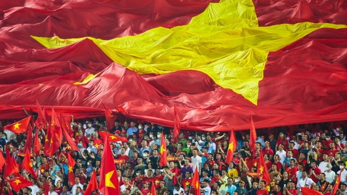 Hình nền lá cờ Việt Nam trên sân vận động
