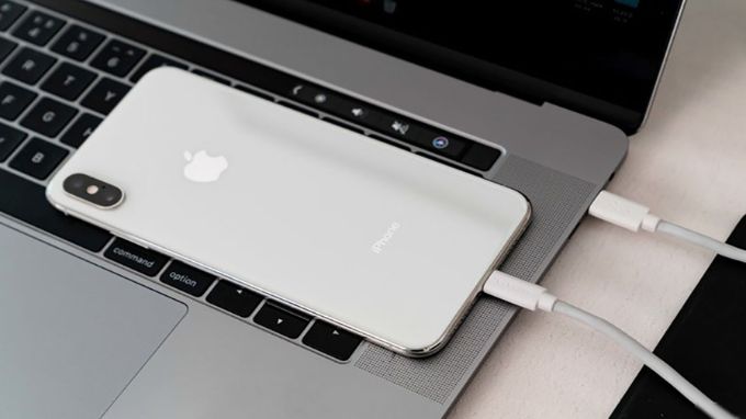Kết nối iPhone với máy tính