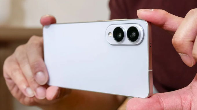 Không có camera tele