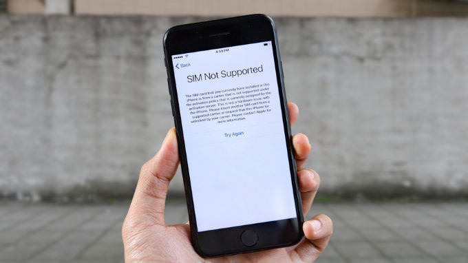 Lỗi SIM không hỗ trợ trên iPhone là gì?