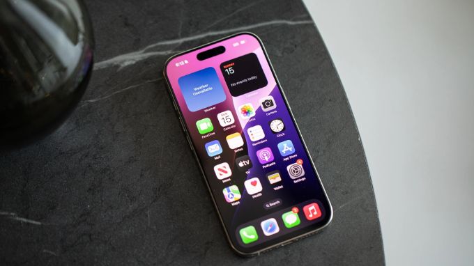 So sánh App 007Win hỗ trợ đa dạng nền tảng iPhone 17 Pro và App 007Win hỗ trợ đa dạng nền tảng iPhone 14 Pro