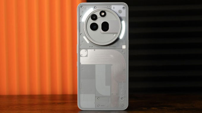 Nothing Phone (3a) Pro