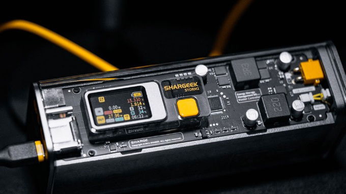 Pin dự phòng Shargeek Storm 2