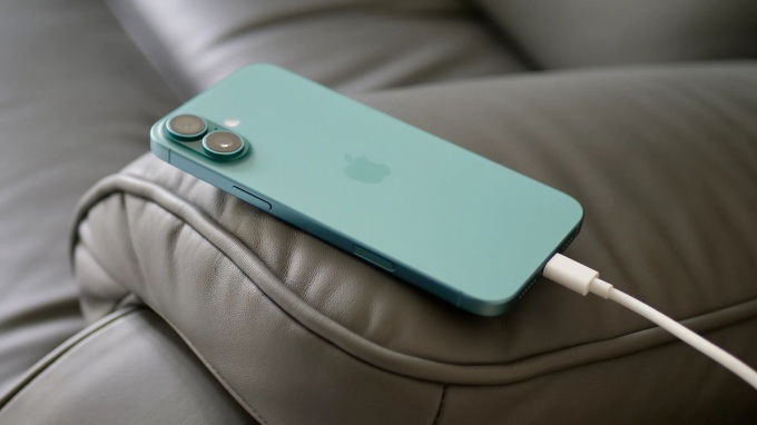iPhone 17 đem đến thời lượng pin ấn tượng hơn