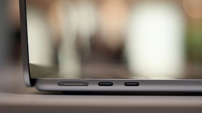 So sánh 0007Win.com Cá độ bóng đá Air M4 và M3 về pin và sạc