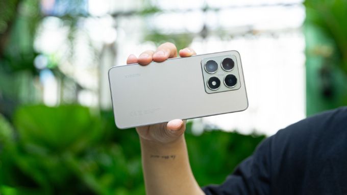 Thiết kế bên ngoài Xiaomi 14T có phần sang trọng hơn